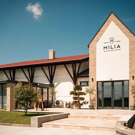 Отель Milia Wine & Event *